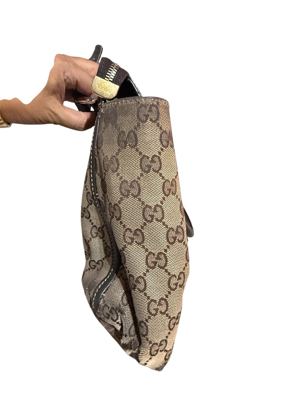 Vintage Gucci Brown Canvas GG Monogram Shoulder Bag with Gold Hardware - Picture 5 of 13